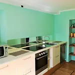 B&B Zaffiro Blu Airport 3*