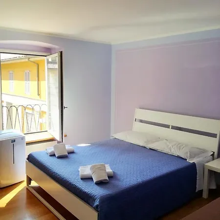 Zaffiro Blu Airport Bed & Breakfast 3*