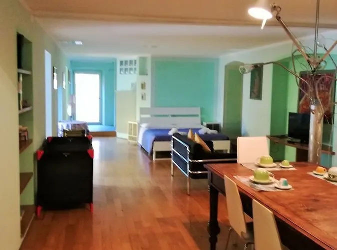 Zaffiro Blu Airport B&B 베르가모