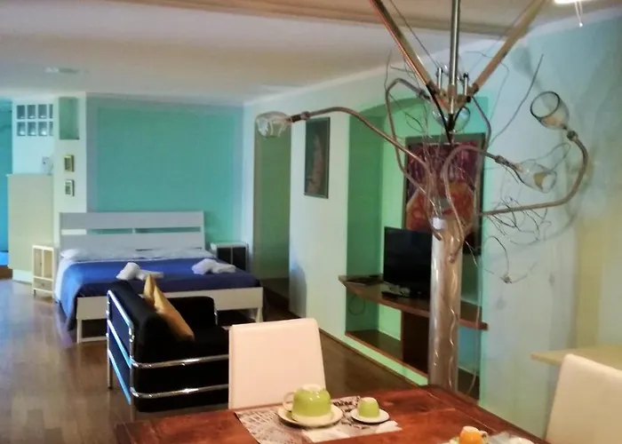 Zaffiro Blu Airport B&B 3*