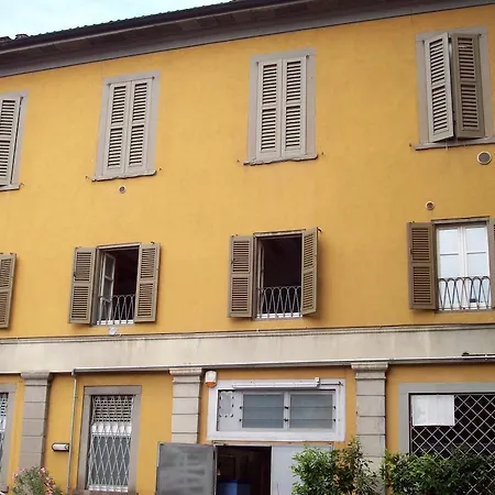 Zaffiro Blu Airport Бергамо