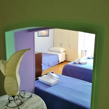 Bed & Breakfast Zaffiro Blu Airport 3*